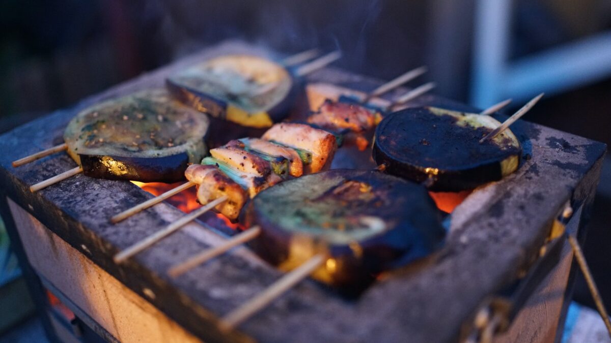 Come Costruire un Barbecue Fai da Te e goderti delle Grigliate Super in  soli 8 step!