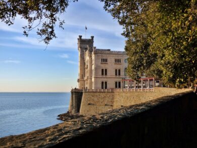 Castelli sul mare, la nostra classifica dei più romantici e pittoreschi d’Italia