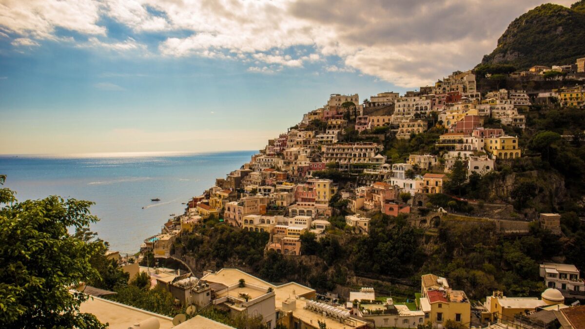 Questo Borgo dalle acque cristalline è una vera perla barocca di Sicilia