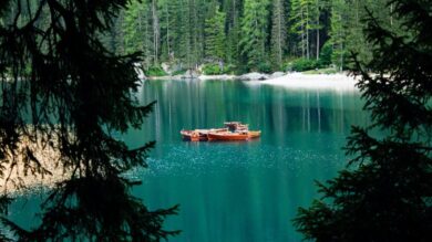 Vacanze rigeneranti sulle Dolomiti: borghi, itinerari e Laghi per tutti i gusti