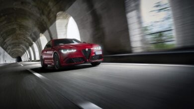 Alfa Romeo Giulia vs BMW Serie 3, una sfida tra Berline di Classe!