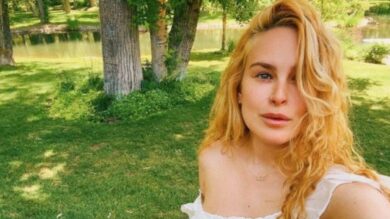 Rumer Willis, “seno cadente e pancia gonfia”: la figlia di Demi Moore si confida