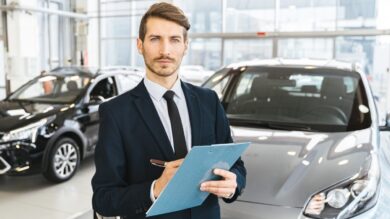 Stai attento quando compri l’auto, potresti beccare una multa salatissima!