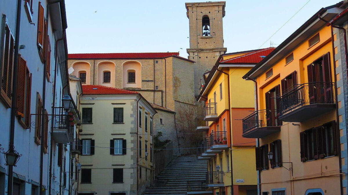 Questo Borgo Molisano è famoso in tutto il mondo per una gloriosa tradizione millenaria