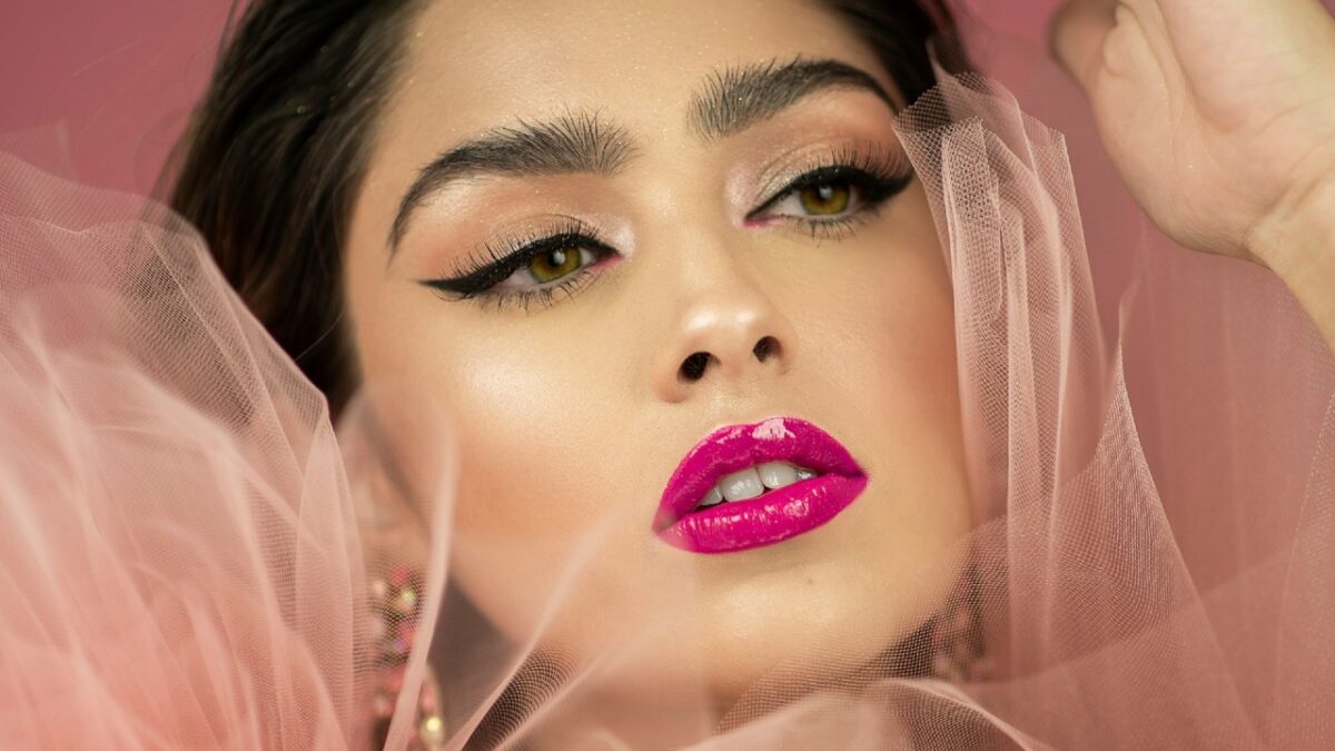 Latex Lips: la tendenza cool di Tik Tok per labbra di “vernice”