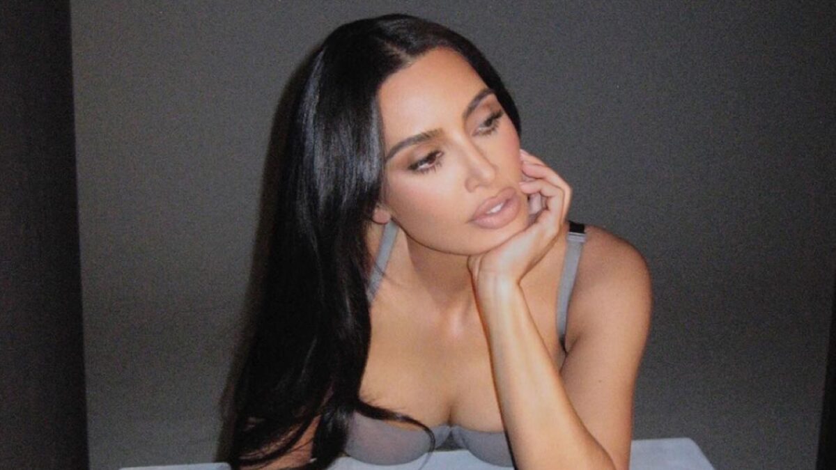 Kim Kardashian nuovo volto ufficiale di Balenciaga, l’annuncio a sorpresa