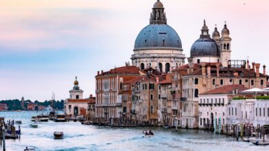 Venezia dall’alto: 4 rooftop da sogno per aperitivi esclusivi nei giorni della Mostra del Cinema