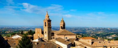 E’ il balcone dei Monti Sibillini, questo borgo marchigiano regala davvero un panorama mozzafiato!