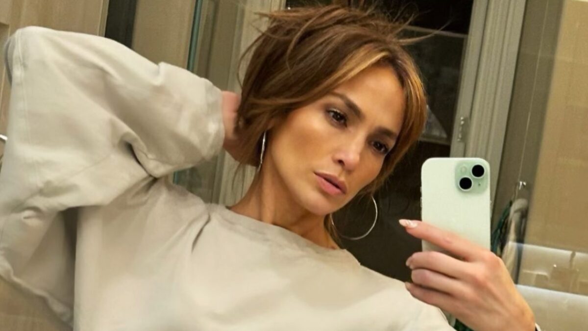 Jennifer Lopez, per la sua collana di Diamanti oltre 2mila ore di lavoro: che lusso