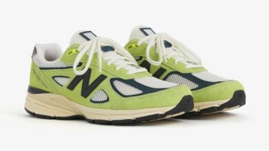 Con le vibranti New Balance 990v4 Hi-Lite non passerete certo inosservati!