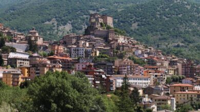 Questo antico borgo del Lazio è una perla rara tanto cara a Petrarca…