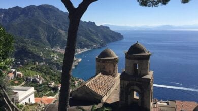 E’ uno dei Borghi meno conosciuti ma più incantevoli della Costiera Amalfitana. Una vera Perla!