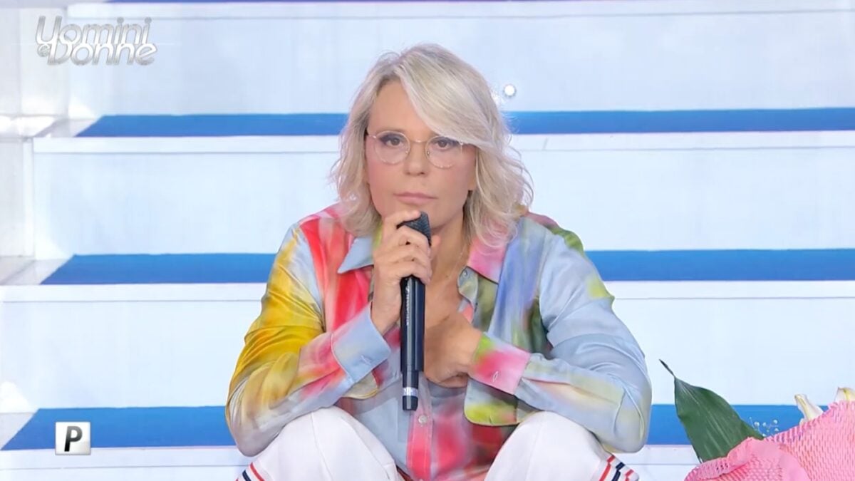 Maria De Filippi, vacanze super lusso con lo yacht da 140mila euro a settimana!