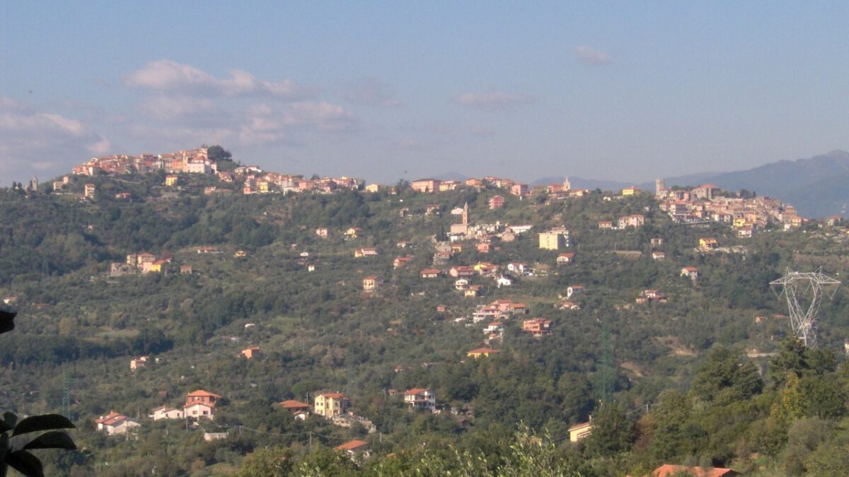 Un piccolo Borgo tra mare e monti: ecco un’altra incantevole perla della Liguria da scoprire subito!