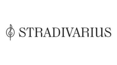 Stradivarius firma l’abito nero più chic di stagione. Ecco qual è…