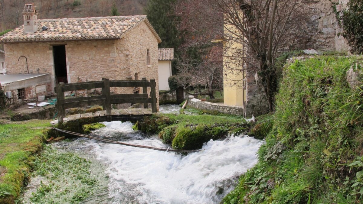 Questi borghi sull’acqua umbri sono la meta slow in cui ricaricarsi