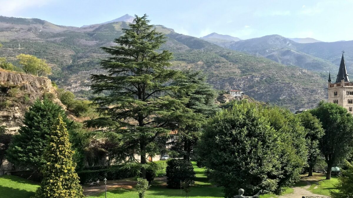 Viaggio tra le incantevoli Valli Occitane alla scoperta di Borghi e Tradizioni