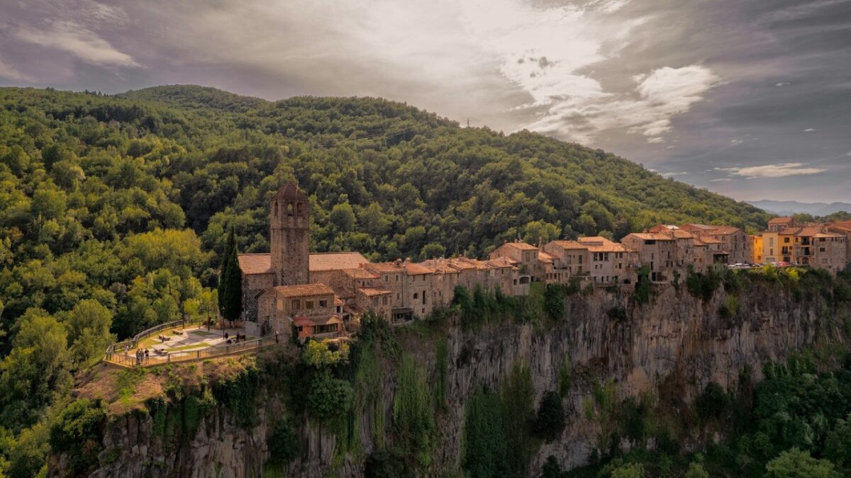 I Borghi arroccati più belli del pianeta: posti così non li avete mai visti!