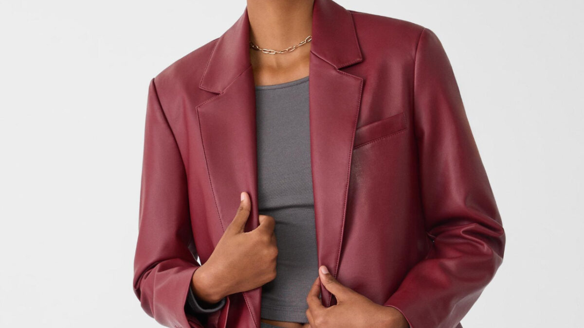 I blazer in pelle più chic dell’Autunno 2024 sono questi!