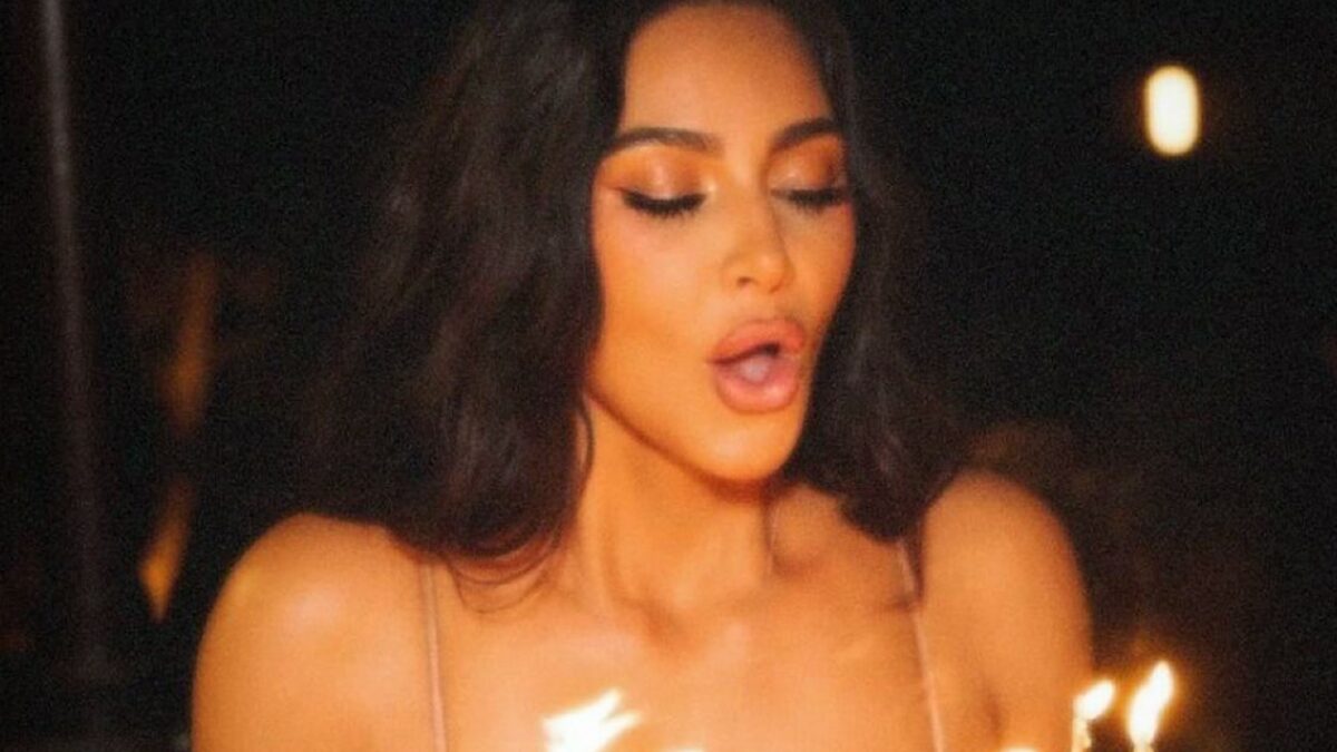 North West regala alla mamma Kim Kardashian una collana di diamanti super costosa!