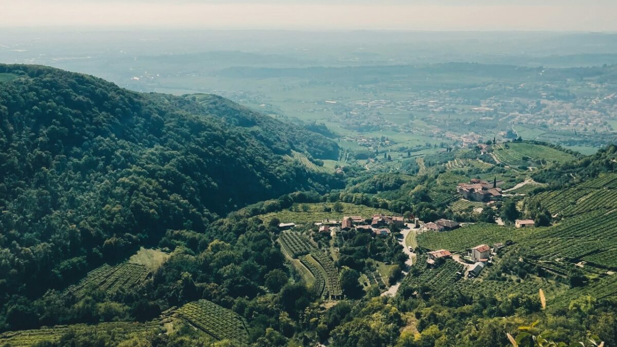 E’ il borgo dell’Amarone: una destinazione ideale per chi ama il Vino e non solo!