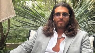 Buon compleanno Can Yaman! Il divo turco compie 35 anni tra grandi successi e nuovi progetti 