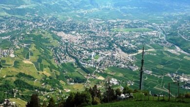 Terme, arte e mercatini di Natale, questa cittadina in Alto Adige vi aspetta per stupirvi