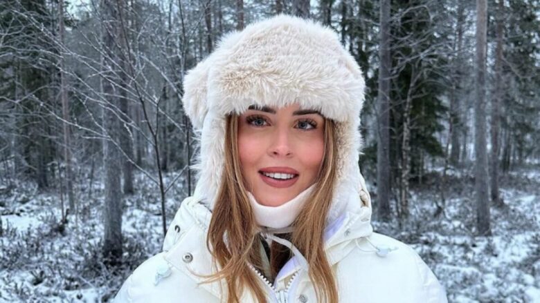 Valentina Ferragni si diverte in Lapponia con la Tuta da Sci griffata (FOTO)