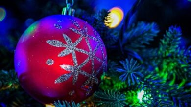 Come rinnovare le palline di Natale e donare un nuovo look alle decorazioni dell’Albero