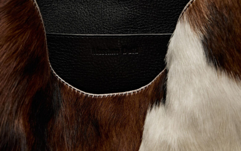 La borsa più trendy del momento? Questa in cavallino firmata Massimo Dutti