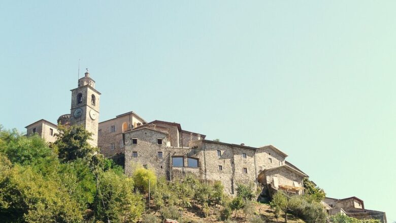 Uno splendido Borgo della Lunigiana con una storia incredibile…