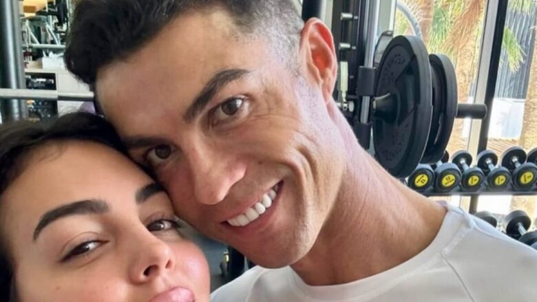 Cristiano Ronaldo compie 40 anni e si prende cura di sé con un macchinario costoso