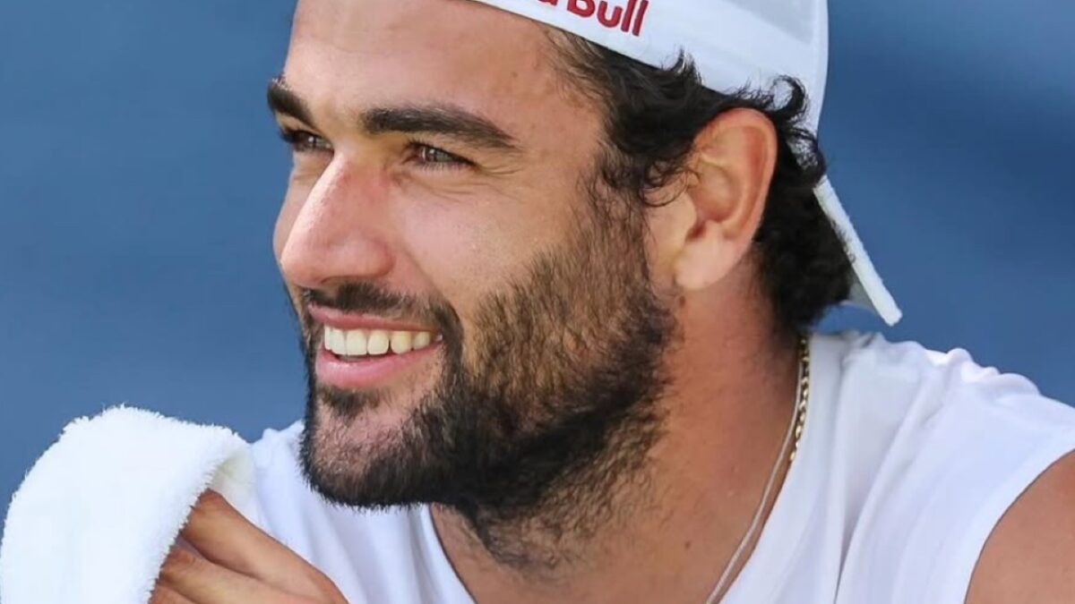 Matteo Berrettini posa per la nuova linea Underwear di Hugo Boss (FOTO)