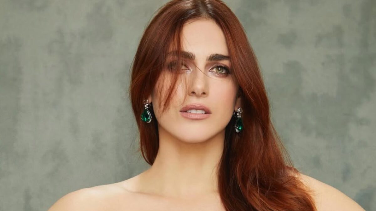 Sanremo 2025, Miriam Leone splende con i preziosi gioielli Bulgari (FOTO)