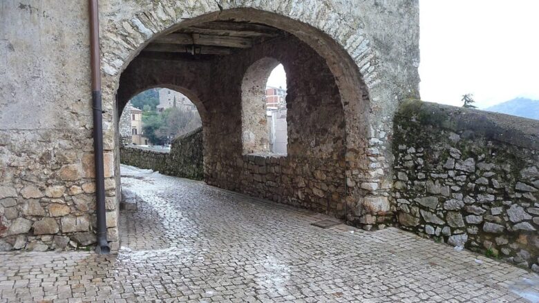 Questo Borgo tra i Monti Lepini è tutto ciò che vorrai scoprire oggi