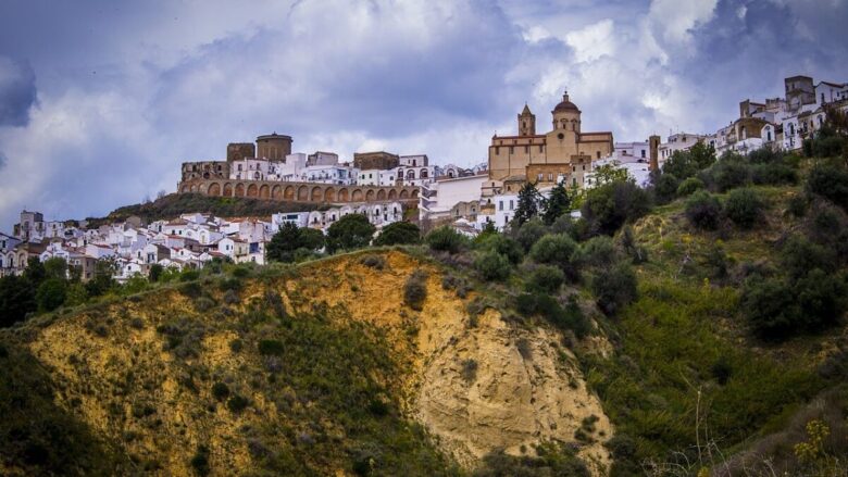 In questo borgo bianco della Basilicata sembra di essere in Andalusia