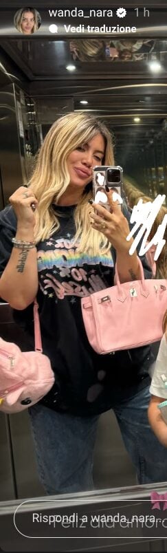 Wanda Nara sfoggia una Hermès Birkin di un colore che tutte vorrebbero: guarda qui!